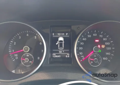 2010 Volkswagen Golf 4-Door z USA, uszkodzony, nr VIN WVWDB7AJ1AW289190